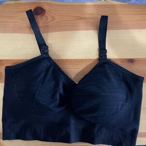 Kindred Bravely Black Handsfree Pumping and Nursing Bra